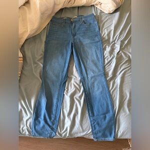 Universal Thread Skinny Jeans Size 8 (29R)